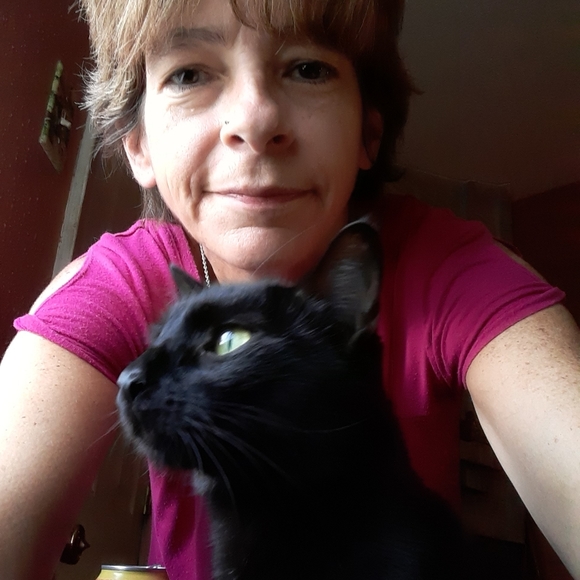 MeetYourPoshAmbassadors!🤩💚🐈🐈🐈🐈🐈🐈🐕 - Picture 5 of 16